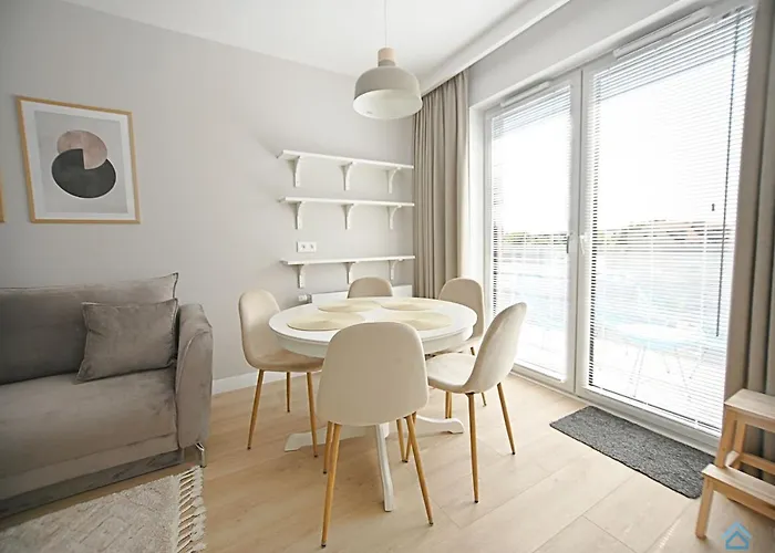 アパート Beige 3city With Parking In By Renters *