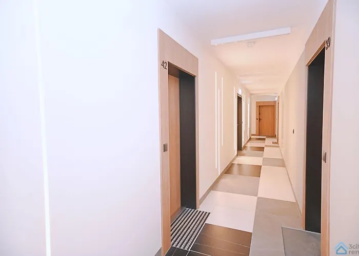 アパート Beige 3city With Parking In By Renters