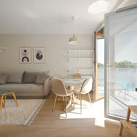 Beige 3city With Parking In By Renters Gdańsk