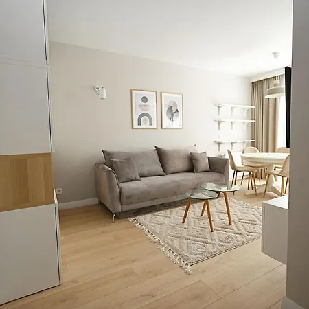 Beige 3city With Parking In By Renters