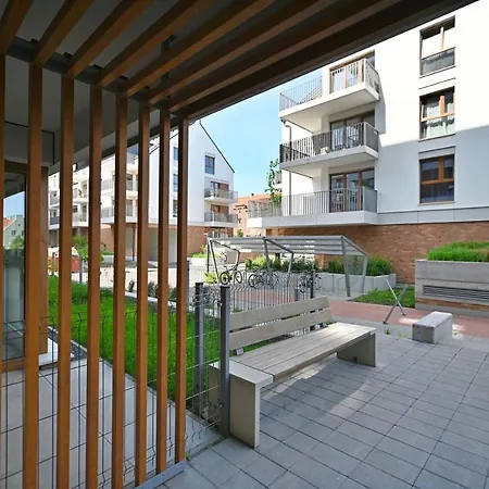 Beige 3city With Parking In By Renters Lejlighed *