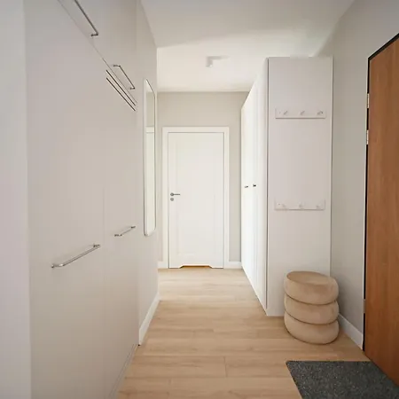 Beige 3city With Parking In By Renters 公寓 格但斯克