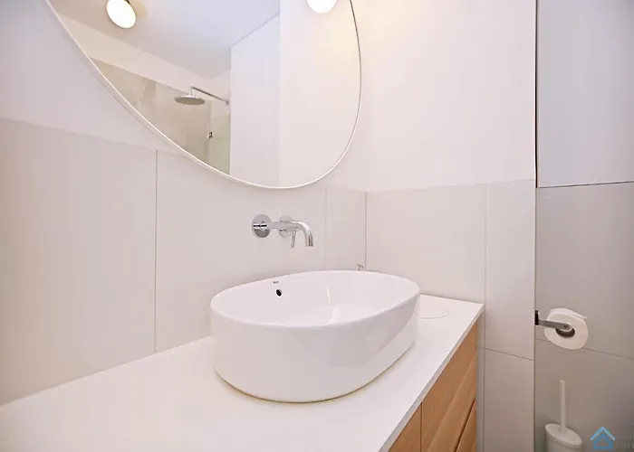 アパート Beige 3city With Parking In By Renters