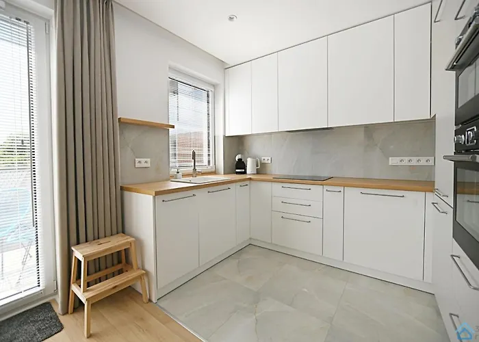 Beige 3city With Parking In By Renters アパート グダニスク