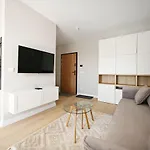 Beige 3city With Parking In By Renters *
