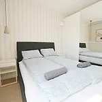 Апартаменты Beige 3city With Parking In By Renters